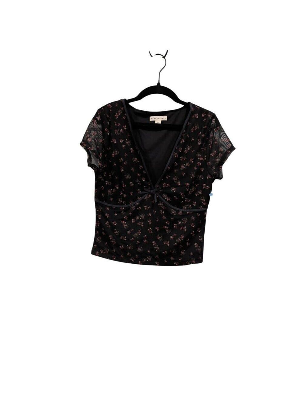 ✨Aeropostale Women's Mesh V-Neck Crop Top Size L